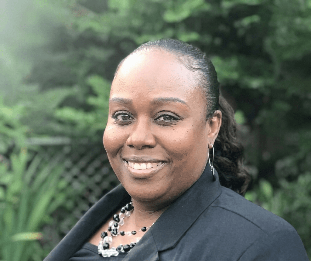 Monique Lewis